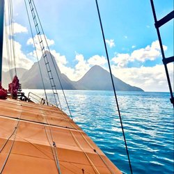 Sunset Travel Consulting - Piton Mountains (St. Lucia, Caribbean)