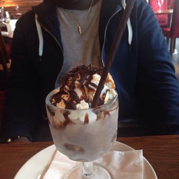Miller & Carter - Ice Cream Sundae's make everyone Happy - Steakhouses Near Me - Birmingham, XWM
