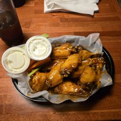 Bricks on Boundary - Spicy Szechwan chicken wings
