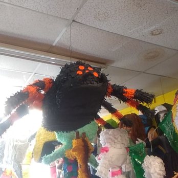 Casa De Pinata - Giant spider! - Party Supplies Near Me - Albuquerque, New Mexico