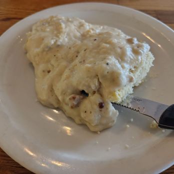 Suzy's Cafe - Biscuits and gravy - Breakfast & Brunch Near Me - Santa Ana, California Suzy's Cafe - Biscuits and gravy - Breakfast & Brunch Near Me - Santa Ana, California