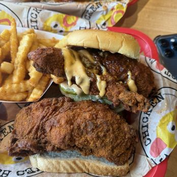 Dave's Hot Chicken - Chicken Shop Near Me - Wayne, New Jersey