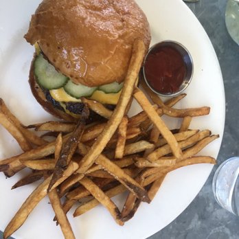 Tiny Boxwoods - Lucky burger! - Venues & Event Spaces Near Me - Austin, Texas