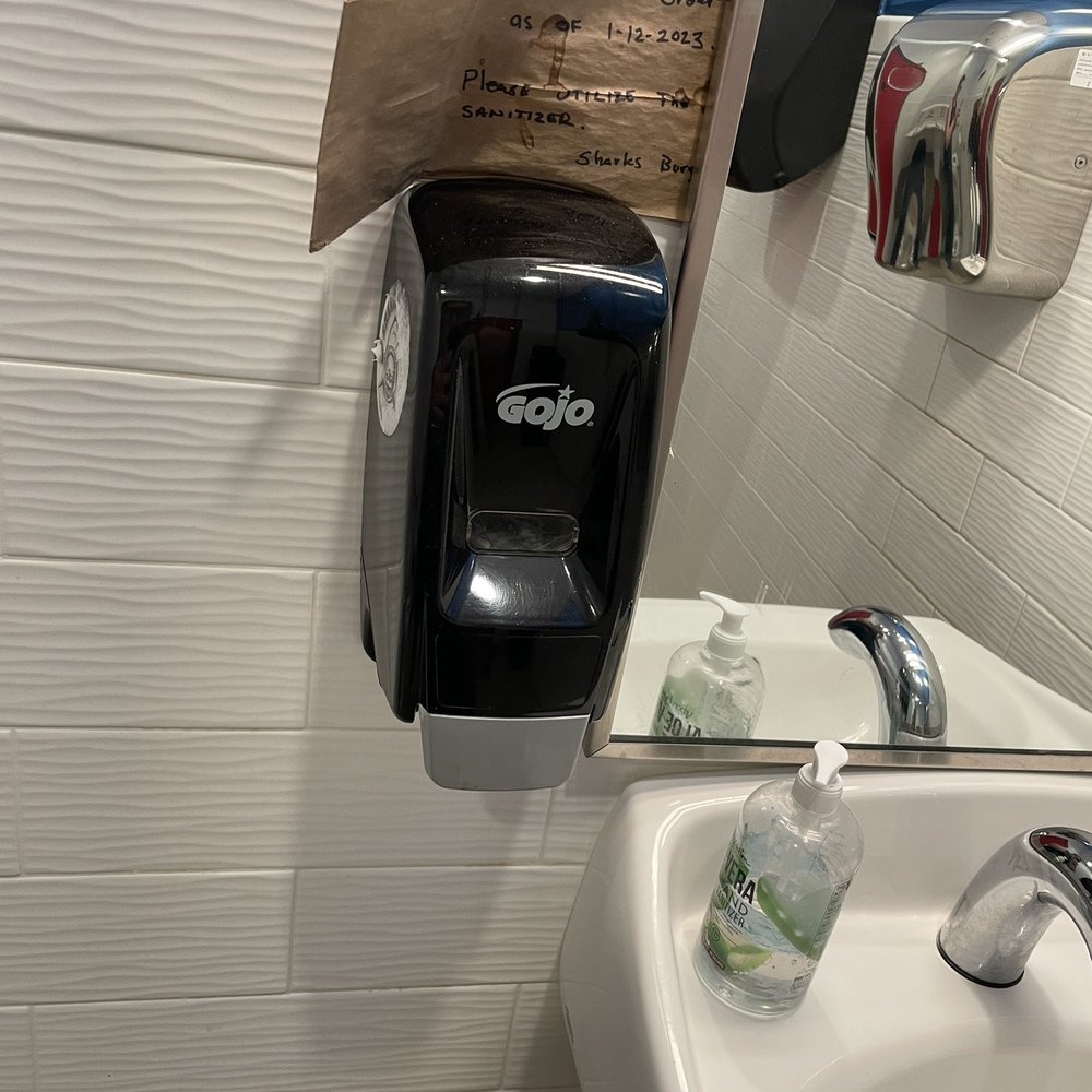 Sharks Burger - Sign showing that the sink is broken- and not been repaired in 2 months. - Burgers Near Me - Leander, Texas Sharks Burger - Sign showing that the sink is broken- and not been repaired in 2 months. - Burgers Near Me - Leander, Texas