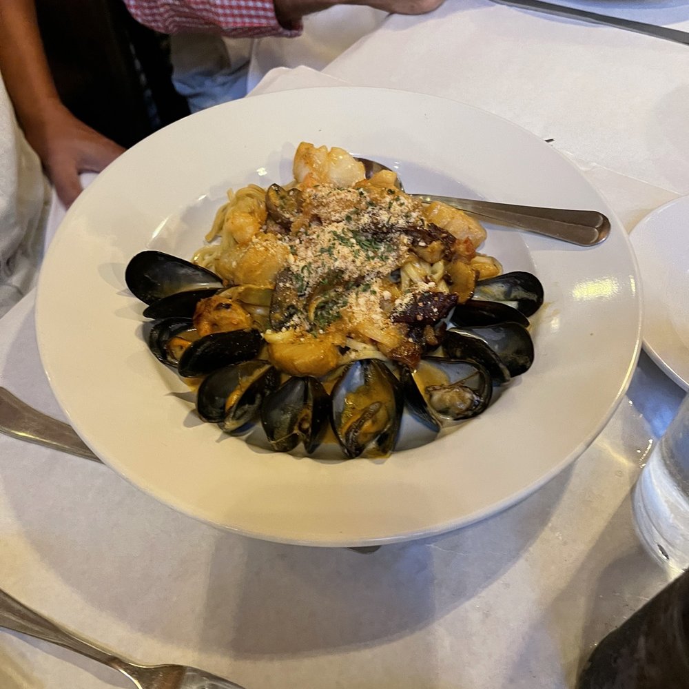 Madison's - Seafood pasta yummy - Seafood Near Me - Port Royal, South Carolina Madison's - Seafood pasta yummy - Seafood Near Me - Port Royal, South Carolina