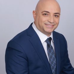 Mona Lisa Smile Dental - Dr. Mohammad Khandaqji Accredited by the American Academy of Cosmetic Dentistry