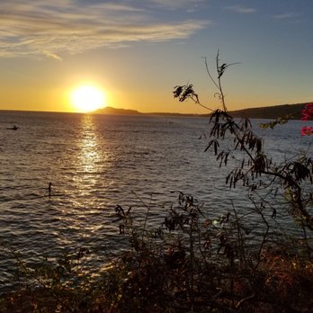 China Walls - 9.30.20 sunset - Beaches Near Me - Honolulu, Hawaii China Walls - 9.30.20 sunset - Beaches Near Me - Honolulu, Hawaii