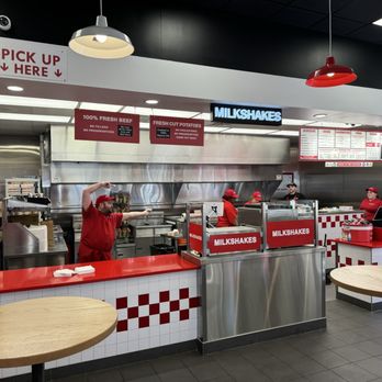 Five Guys - Johnny and crew - Fast Food Near Me - Summerville, South Carolina