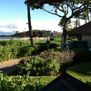 Five Star Scuba - The shack is really there. Look closely. - Scuba Diving Near Me - Kaanapali, Hawaii