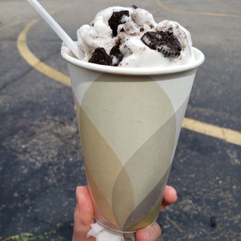 Frosty Freeze - Medium almond milk oreo freezie, be careful it's gigantic! - Ice Cream & Frozen Yogurt Near Me - Berkley, Michigan Frosty Freeze - Medium almond milk oreo freezie, be careful it's gigantic! - Ice Cream & Frozen Yogurt Near Me - Berkley, Michigan