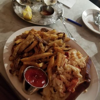 Neptune Oyster - Seafood Near Me - Boston, Massachusetts Neptune Oyster - Seafood Near Me - Boston, Massachusetts