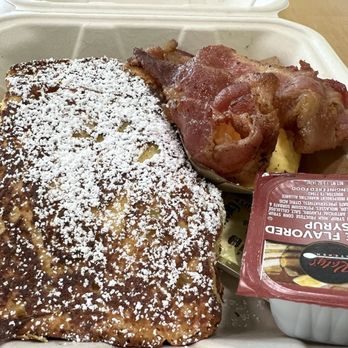 Pine Tree Cafe - Breakfast & Brunch Near Me - Kailua-Kona, Hawaii Pine Tree Cafe - Breakfast & Brunch Near Me - Kailua-Kona, Hawaii