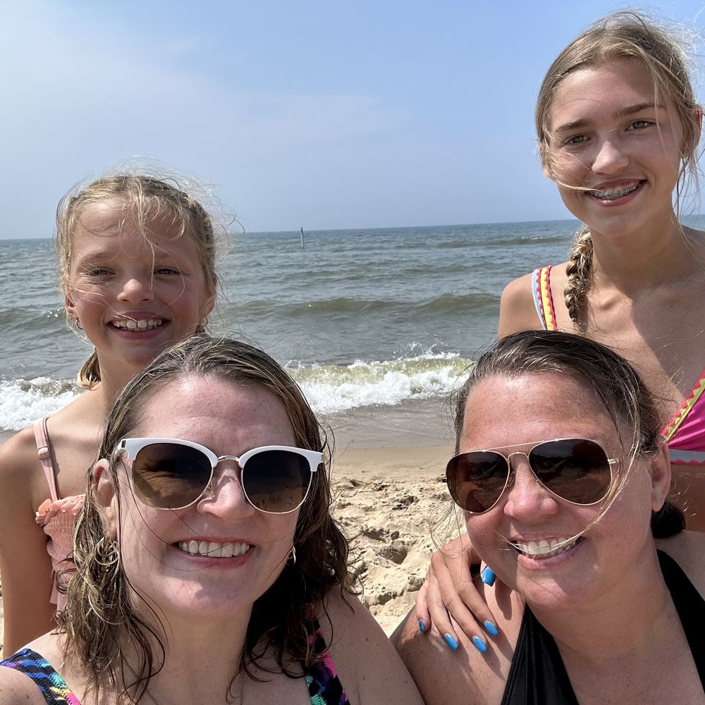 Oval Beach - Beaches Near Me - Saugatuck, Michigan