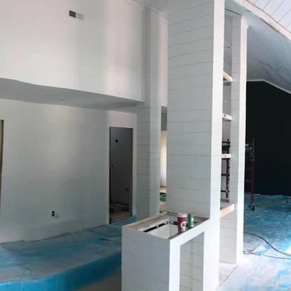 Slide of Vanegas Handyman