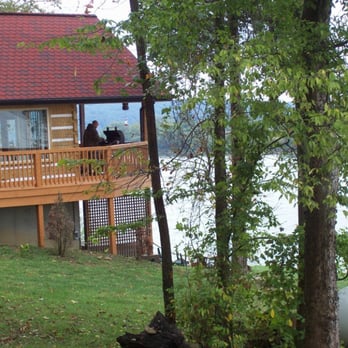 Colucci Cabin Rentals on the Ohio River - Vacation Rentals Near Me - Magnet, Indiana