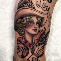 Rosa Grande Tattoo