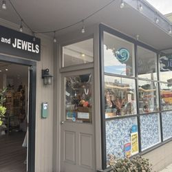 Jade and Jewels - Entrance