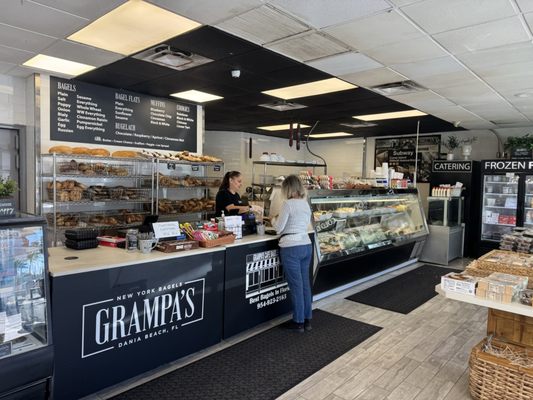 Grampa's Restaurant by null