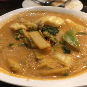 Royal Thai Cuisine Express - Red curry with veges - Thai Near Me - St George, Utah Royal Thai Cuisine Express - Red curry with veges - Thai Near Me - St George, Utah