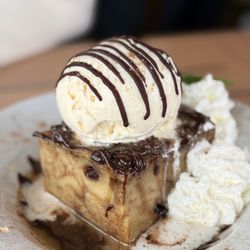 Matunuck Oyster Bar - Bread pudding