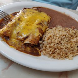 Mary's Cafe - Beef enchiladas had a good flavor.