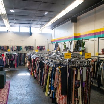 Funk Revival - Female Section - Used, Vintage & Consignment Near Me - Nanaimo, British Columbia