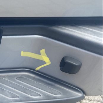 County Line Nissan - Plastic housing - Auto Repair Near Me - Middlebury, Connecticut