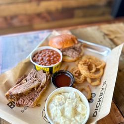 Dickey's Barbecue Pit