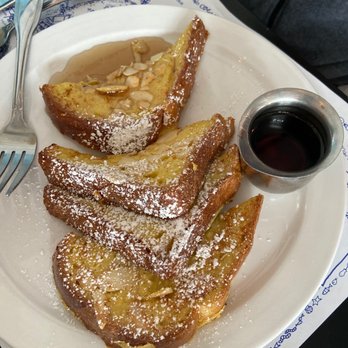 Mad Batter Restaurant & Bar - French toast - Bars Near Me - Cape May, New Jersey Mad Batter Restaurant & Bar - French toast - Bars Near Me - Cape May, New Jersey