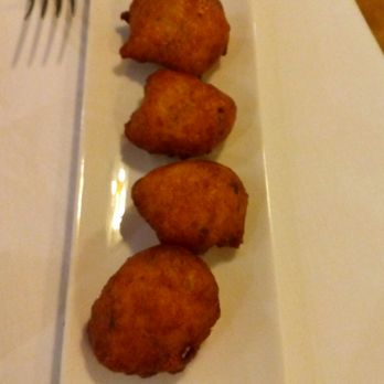 Asador de Aranda - Buñuelos de bacalao - Steakhouses Near Me - Zaragoza, Z