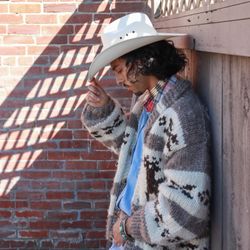 Vintage Dirty Laundry - Western inspired shoot wearing a vintage wool sweater