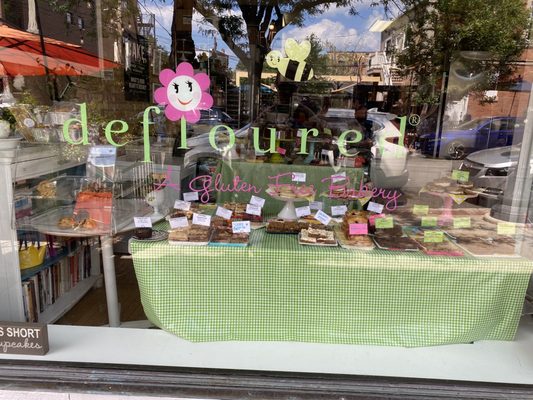 defloured: A Gluten Free Bakery by null