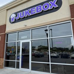Jukebox - Exterior