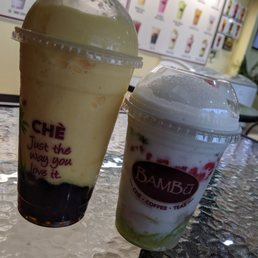 Mango Fresh Fruit Smoothie with Boba & Fruit Addict Che
