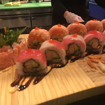 Fusion Kitchen - Sushi Bars Near Me - Taunton, Massachusetts