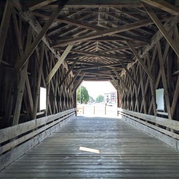 Covered Bridge Park - Zumbrota Covered Bridge - Parks Near Me - Zumbrota, Minnesota