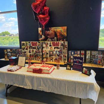 9 Yards Golf Lounge - A Graduation Party - Golf Near Me - Ross Township, Pennsylvania