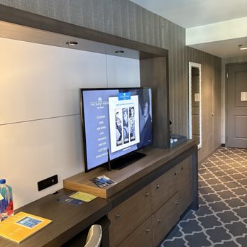 The Guest House At Graceland - Hotels Near Me - Memphis, Tennessee The Guest House At Graceland - Hotels Near Me - Memphis, Tennessee