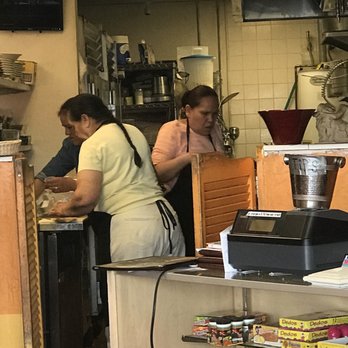 Izzy's Cafe - Seafood Near Me - Reseda, California Izzy's Cafe - Seafood Near Me - Reseda, California