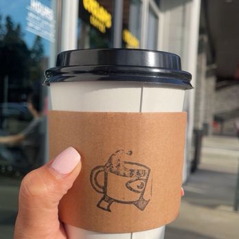 Cyclops Coffee - Outdoor seating area - Coffee & Tea Near Me - Long Beach, California Cyclops Coffee - Outdoor seating area - Coffee & Tea Near Me - Long Beach, California