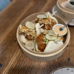 LuluBangBang - Crispy fried chicken Bao