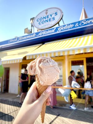 Coney's Cones by null