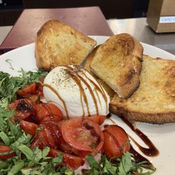Vino Volo - Burrata bowl. Huge portion! Good quality ingredients.