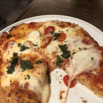 Quattro Trattoria + Pizzeria - Margherita pizza? - Italian Near Me - Saint Louis, Missouri