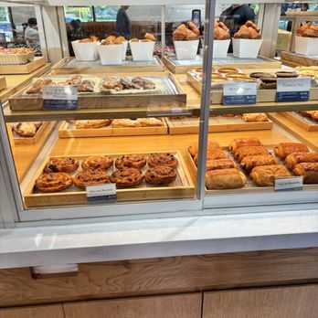 Paris Baguette - Other sweet treats... - Bakeries Near Me - Sacramento, California Paris Baguette - Other sweet treats... - Bakeries Near Me - Sacramento, California