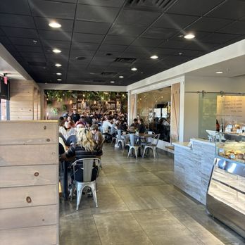CRAFTkitchen - Inside/bar area - New American Near Me - Henderson, Nevada