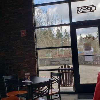 Bruchelle's Bagel Bistro - Bagels Near Me - Covington, Washington