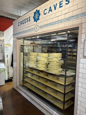 Caputo's Market & Deli by null