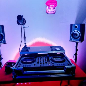 Lm Entertainment - DJs Near Me - Chillicothe, Ohio Lm Entertainment - DJs Near Me - Chillicothe, Ohio