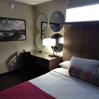 Palace Casino Resort - Hotels Near Me - Biloxi, Mississippi